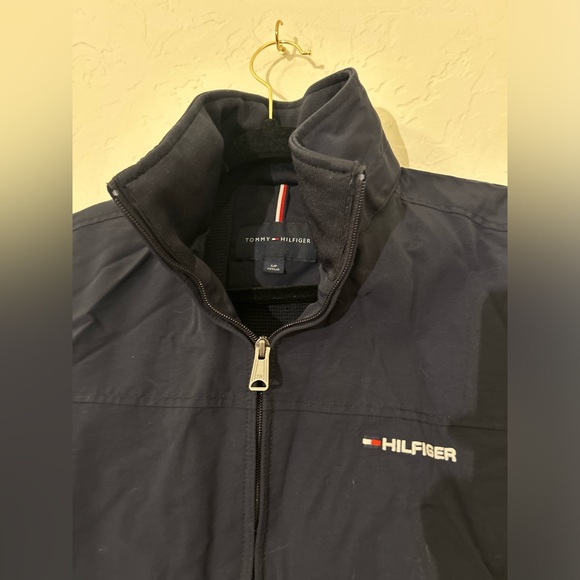 Men’s small Tommy Hilfiger bomber jacket. Good condition. - Picture 8 of 8